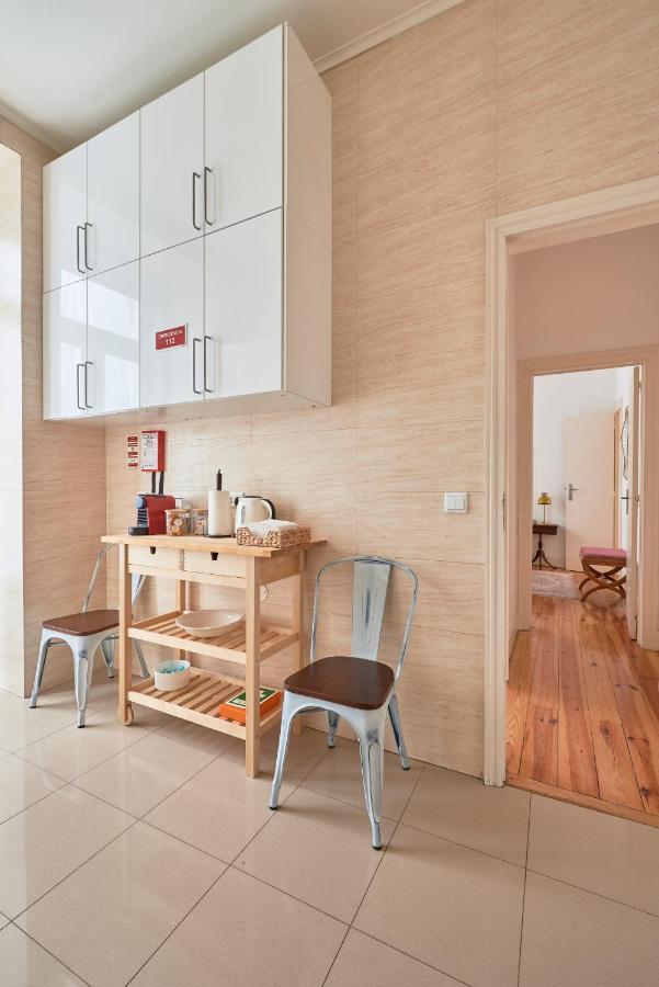 Spacious In The Perfect Location, By Timecooler Lejlighed